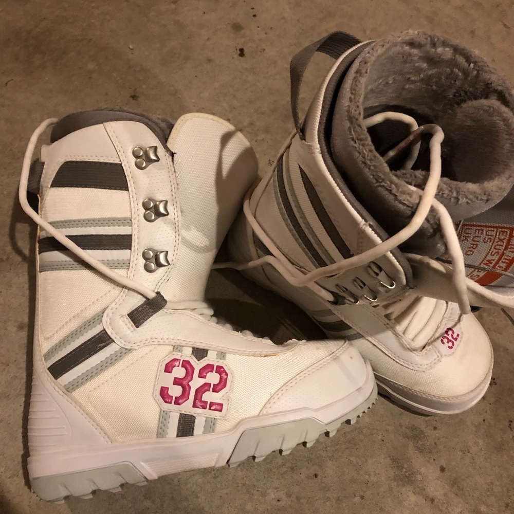 Thirty Two Snowboard Boots